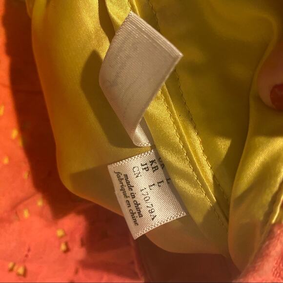 Forever 21 Exclusive High Waisted Orange Lace Shorts Women's Size Large Mom Rise - Picture 7 of 7